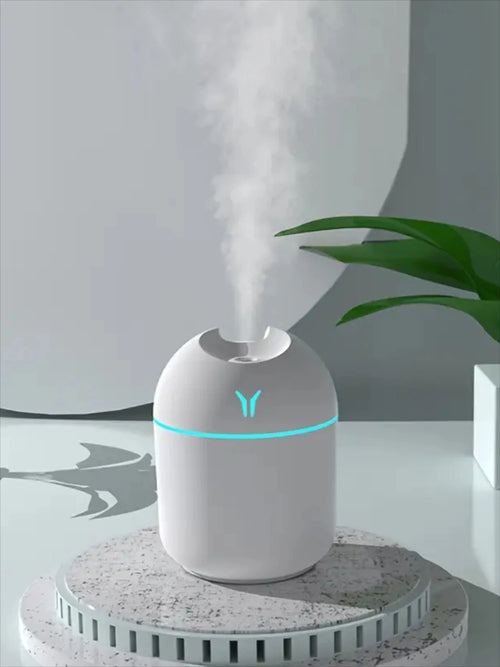 1 pc aromatherapy and humidifier, use cold mist and night light to keep the room fresh and plants healthy