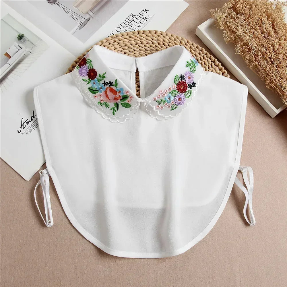 Fashion 2025 Front Tie White Fake Collar for Women Stand Detachable Collar Fake Girls Vintage Lace Ladies False Blouse Collar